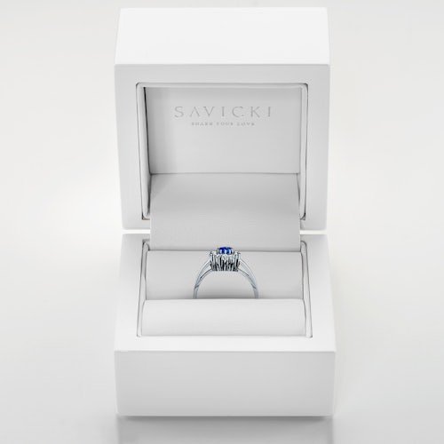 Pierścionek Heart of the Ocean: białe złoto, niebieski szafir